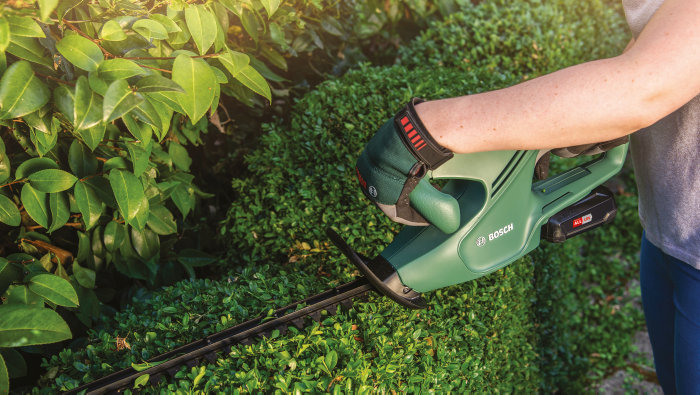 Bosch EasyHedgeCut 18-45 hækkeklipper 18 V 2,0 Ah